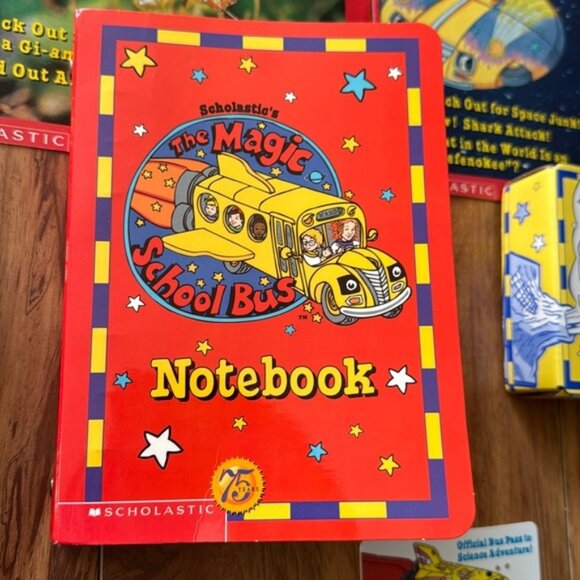 Vintage The Magic School Bus Magazines Ant Farm Volcano Rocks & More - Picture 11 of 15